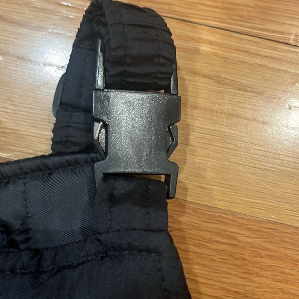 OshKosh B’Gosh boys black bib snow pants size 2T.